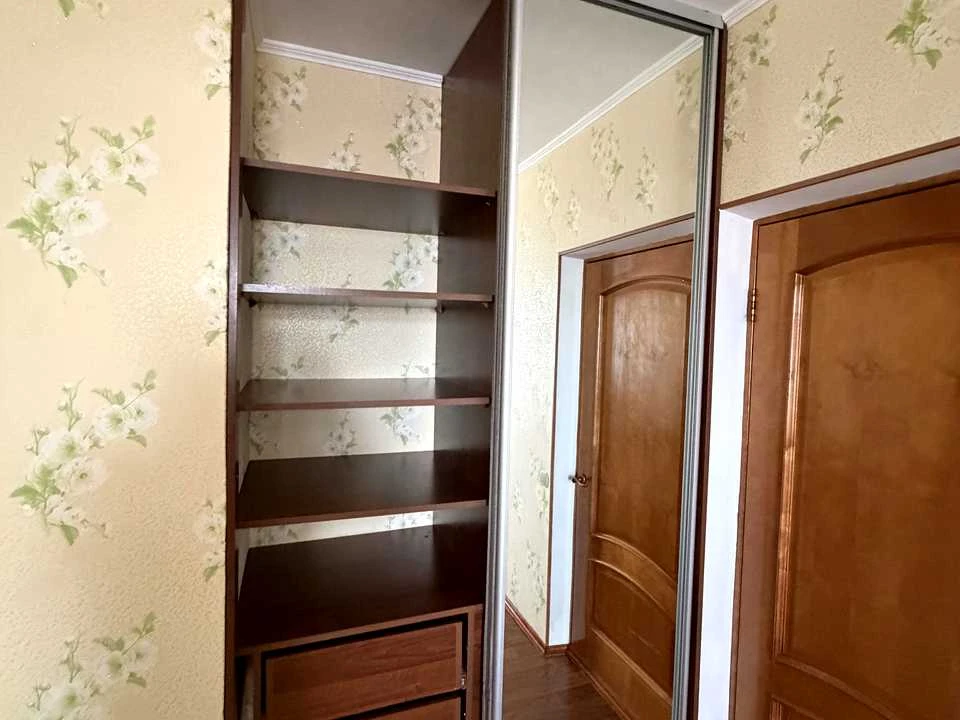 Квартира. Киев, улица Олега Мудряка