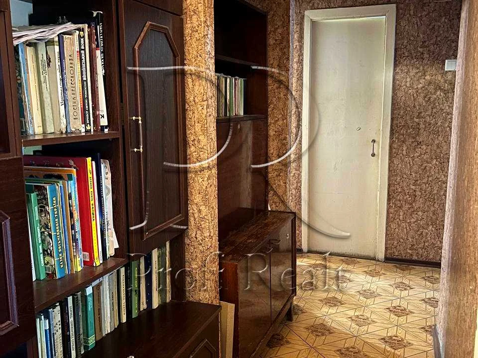 Квартира. Київ, вулиця Юрія Литвинського