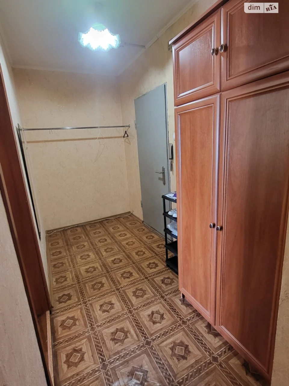 Long-Term Rental Apartment, Poznaki