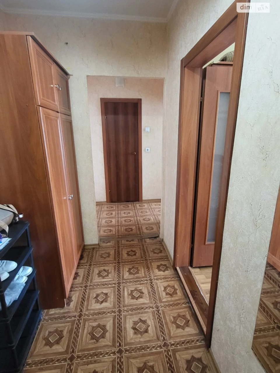 Long-Term Rental Apartment, Poznaki