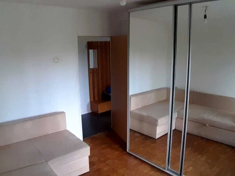 Apartment. Milutenka st., Kyiv