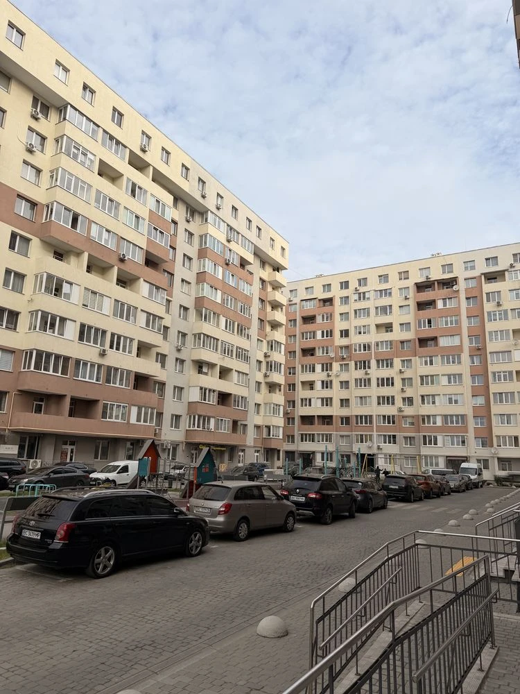 Квартира с ремонтом Новый Львов