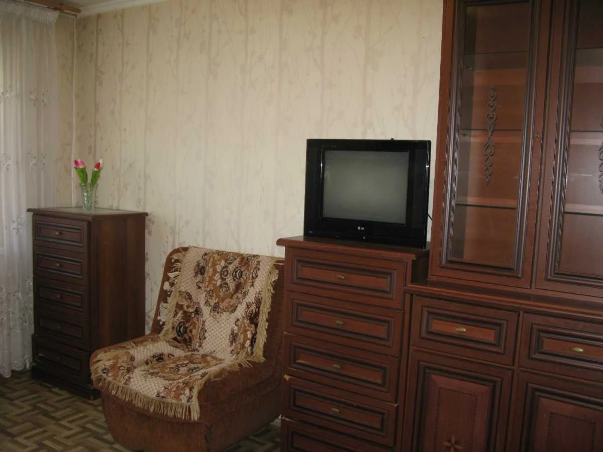 Продам однокімнатну квартиру (30 м²) у Києві, Дарницький рай