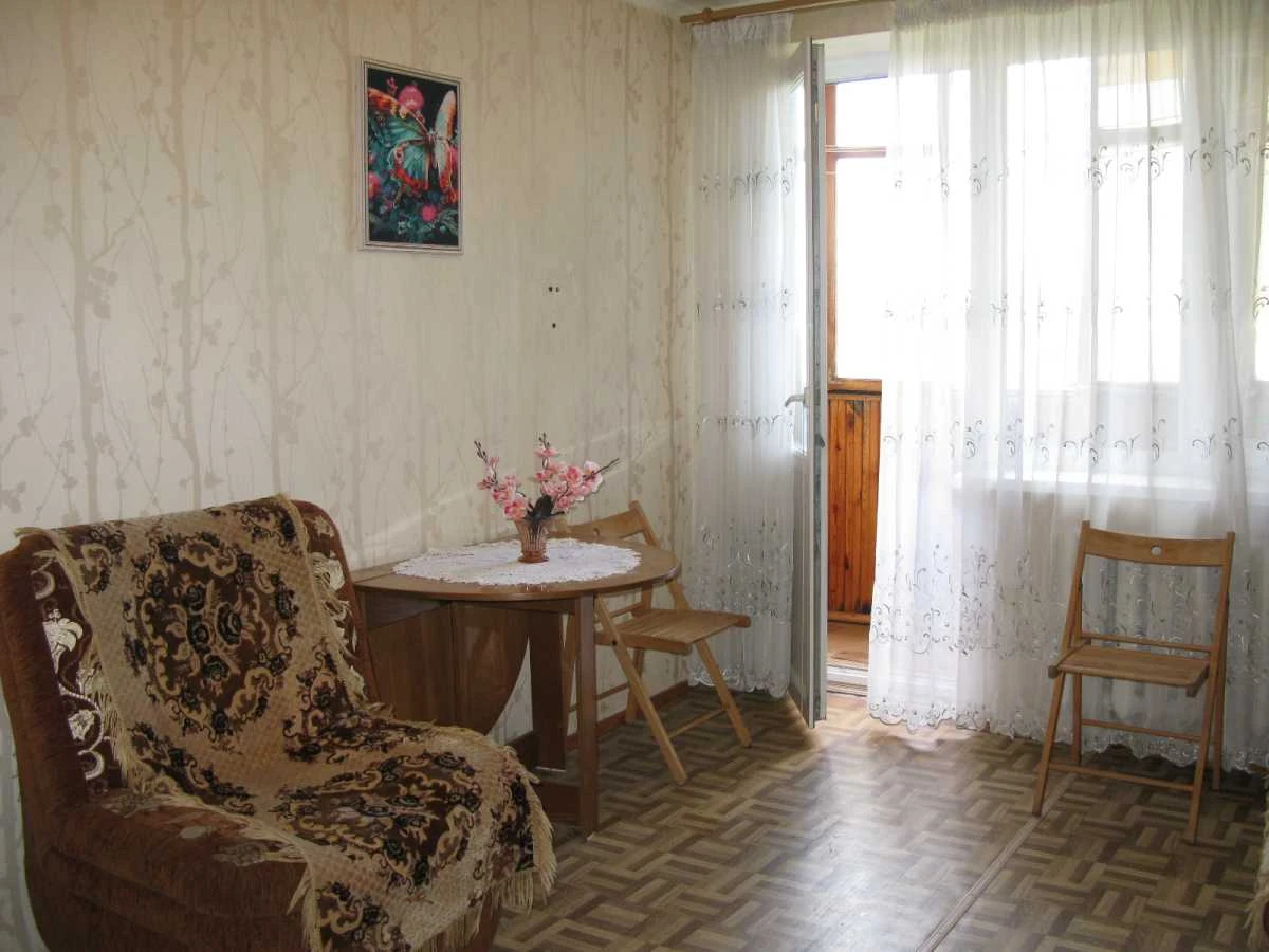 Продам однокімнатну квартиру (30 м²) у Києві, Дарницький рай