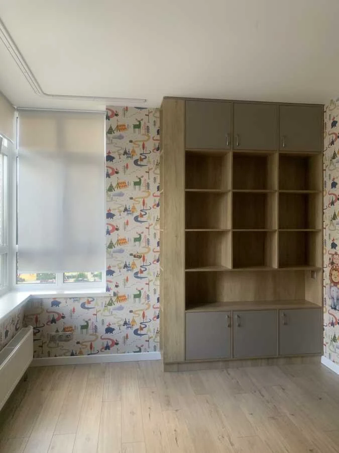 Продам трикімнатну квартиру (90 м²) у Києві, Подільський рай