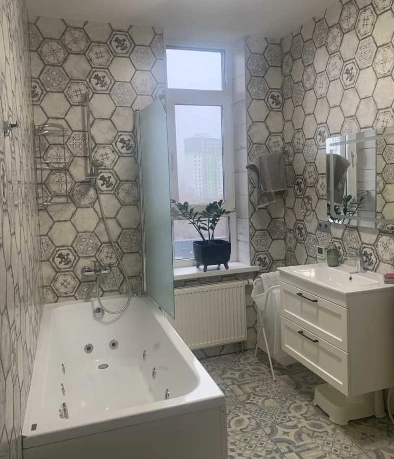 Продам трикімнатну квартиру (90 м²) у Києві, Подільський рай