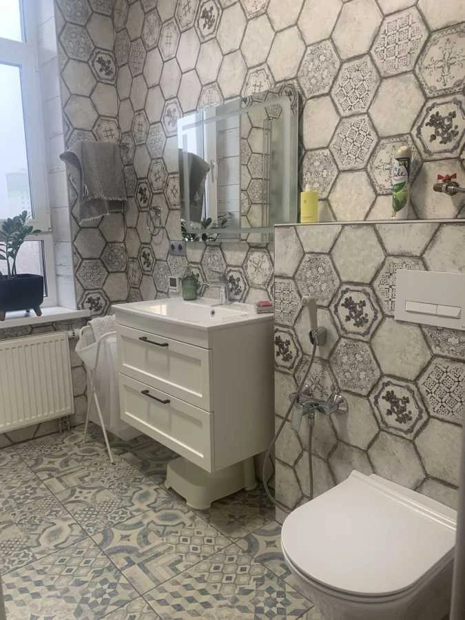 Продам трикімнатну квартиру (90 м²) у Києві, Подільський рай