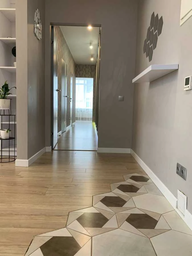 Продам трикімнатну квартиру (90 м²) у Києві, Подільський рай
