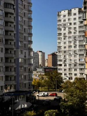 Продам срочно квартиру по проспекту Бажана