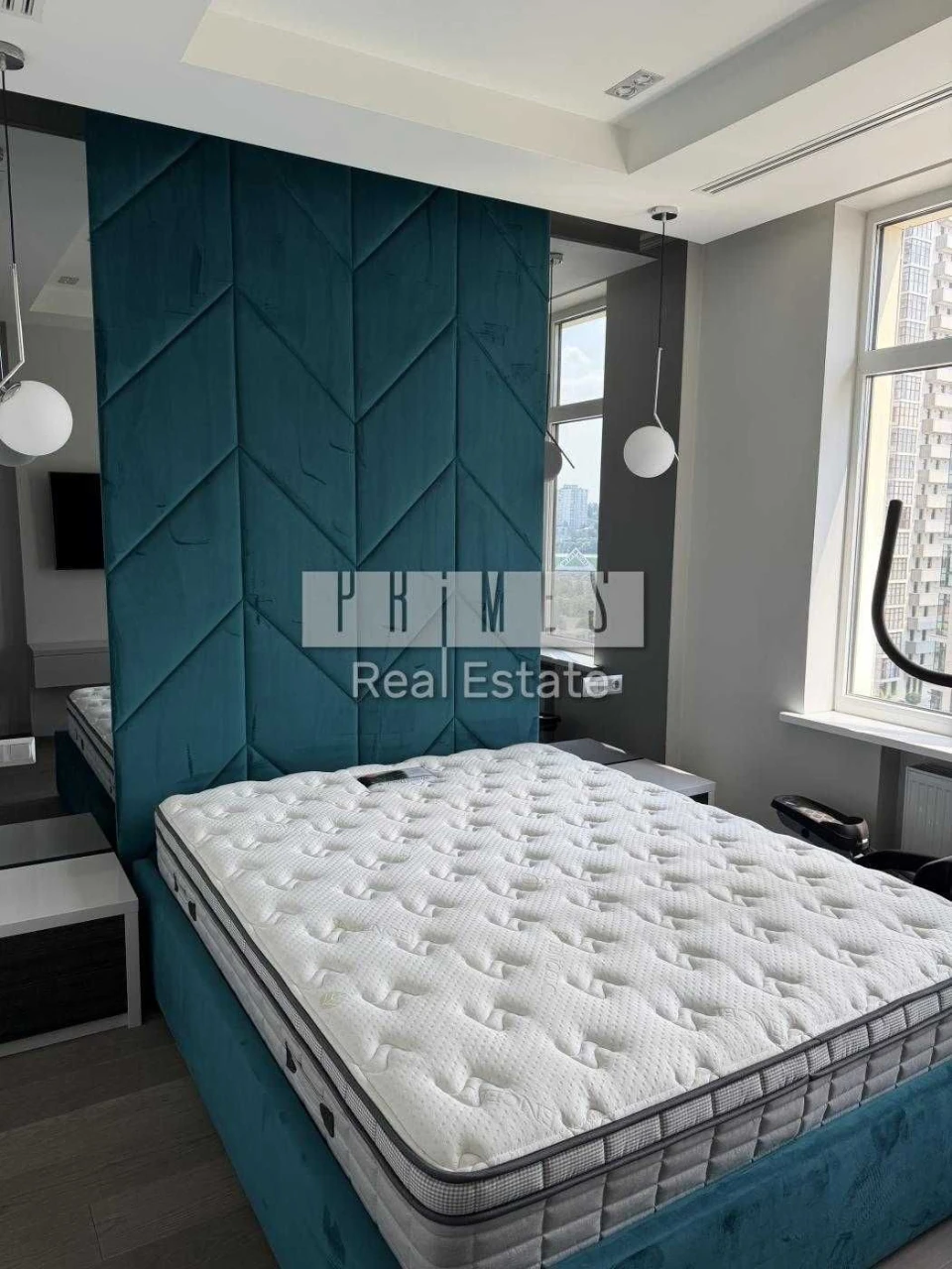 Продается 3-комнатная квартира 90м² в ЖК Новопечерские