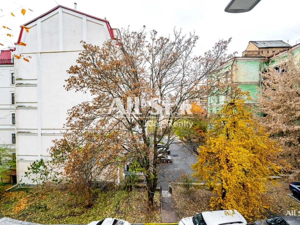 Квартира. Київ, вулиця Олеся Гончара