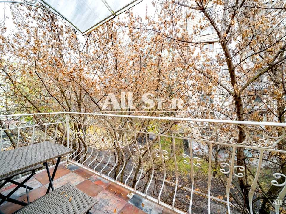 Квартира. Київ, вулиця Олеся Гончара