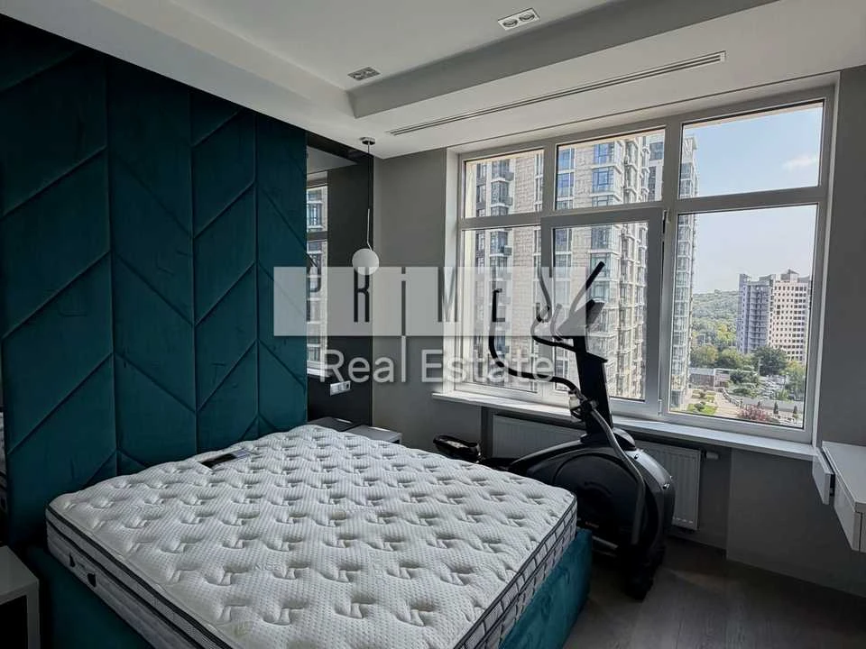 Apartment. Andriy Verkhoglyad Street, Kyiv