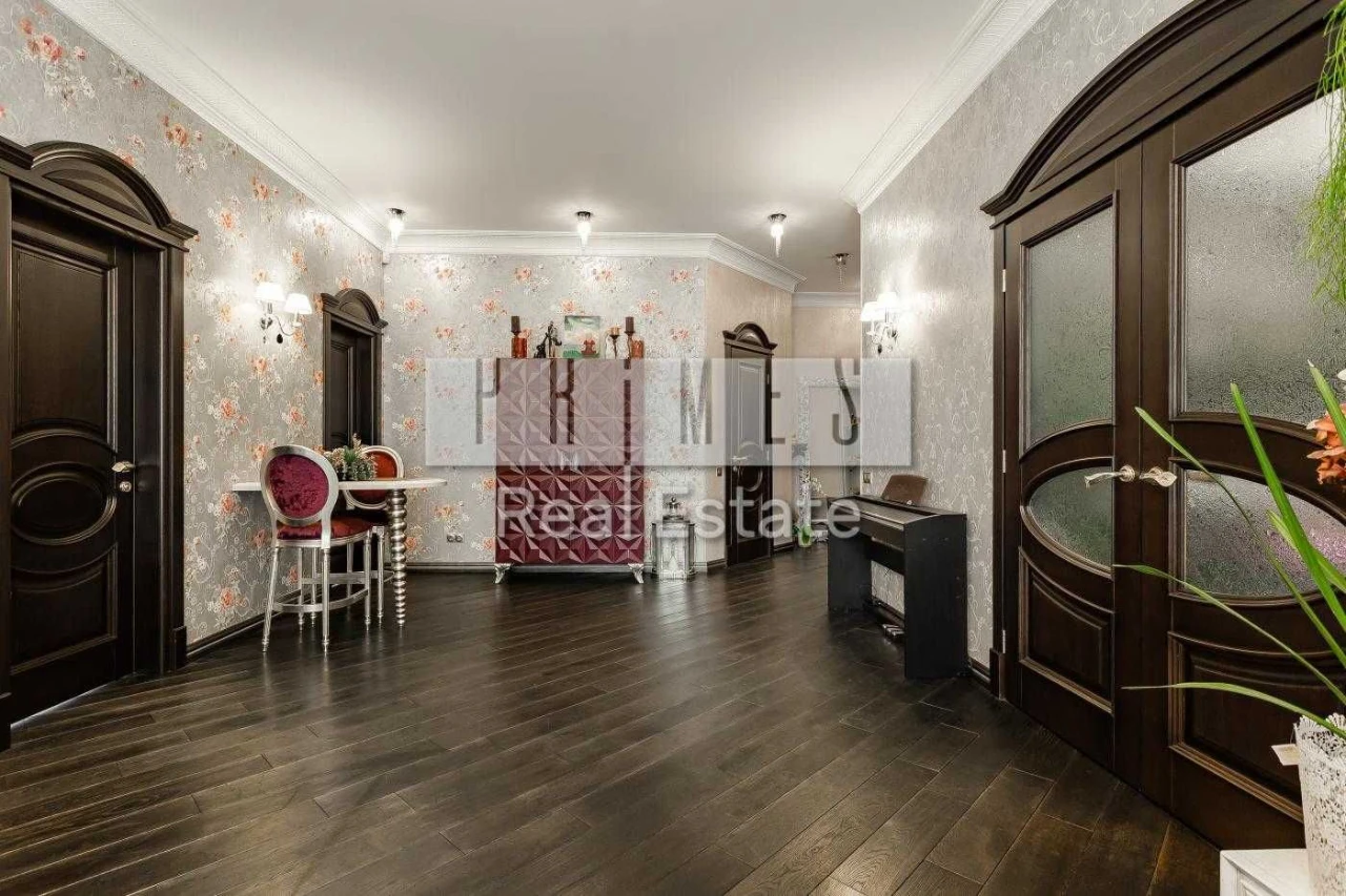 Продаж 3-кімнатної квартири 117м² в ЖК «Новопечерские Липки», вул. Анд