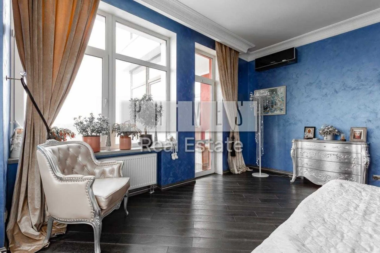 Продаж 3-кімнатної квартири 117м² в ЖК «Новопечерские Липки», вул. Анд