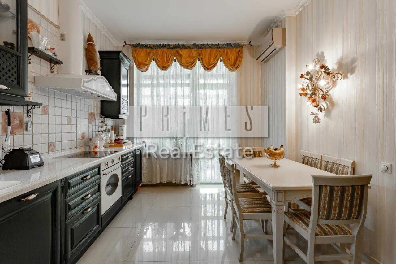 Продаж 3-кімнатної квартири 117м² в ЖК «Новопечерские Липки», вул. Анд