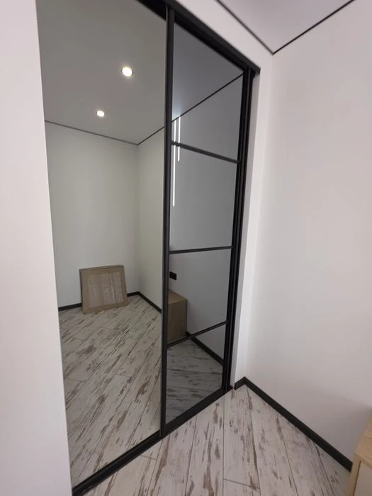 Stylish one-room apartment with modern renovation for sale