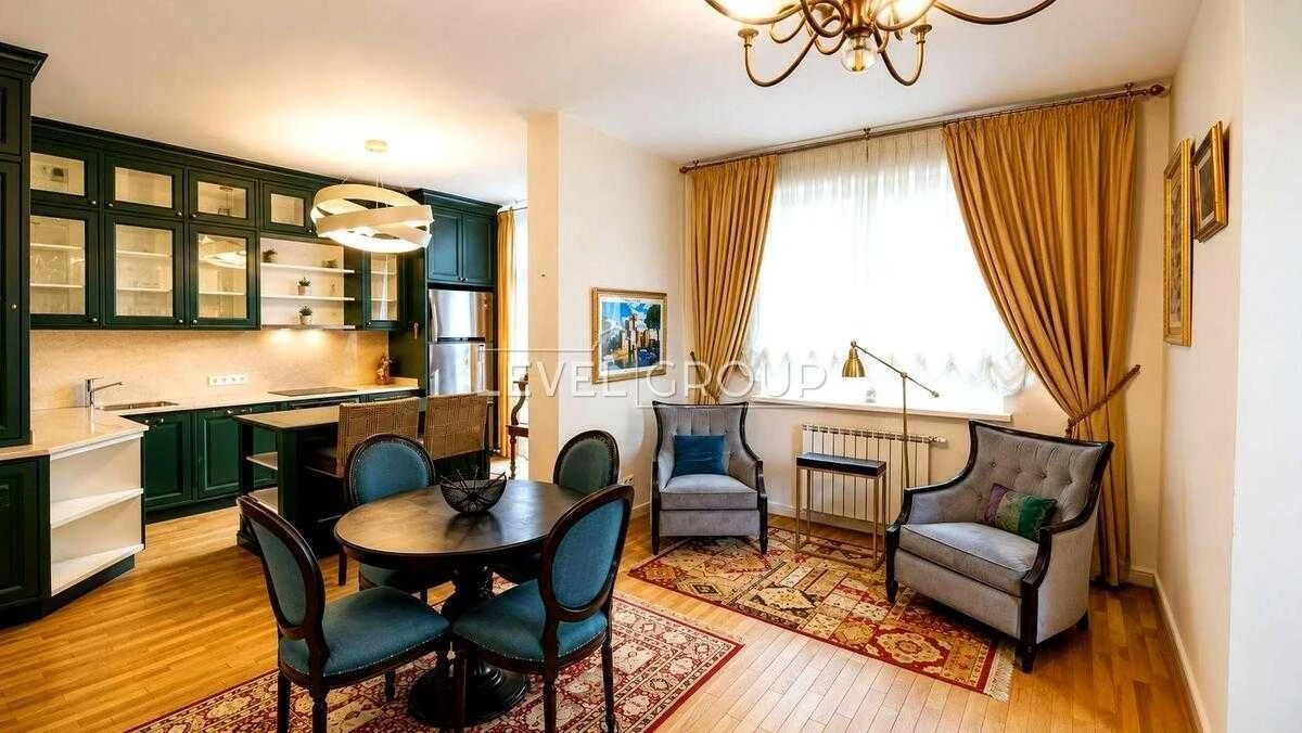 Apartment in Oasis Complex, Obolon, 3 rooms, 104 m² at V. Ivasyuk, 6a, floor 1 / Obolon