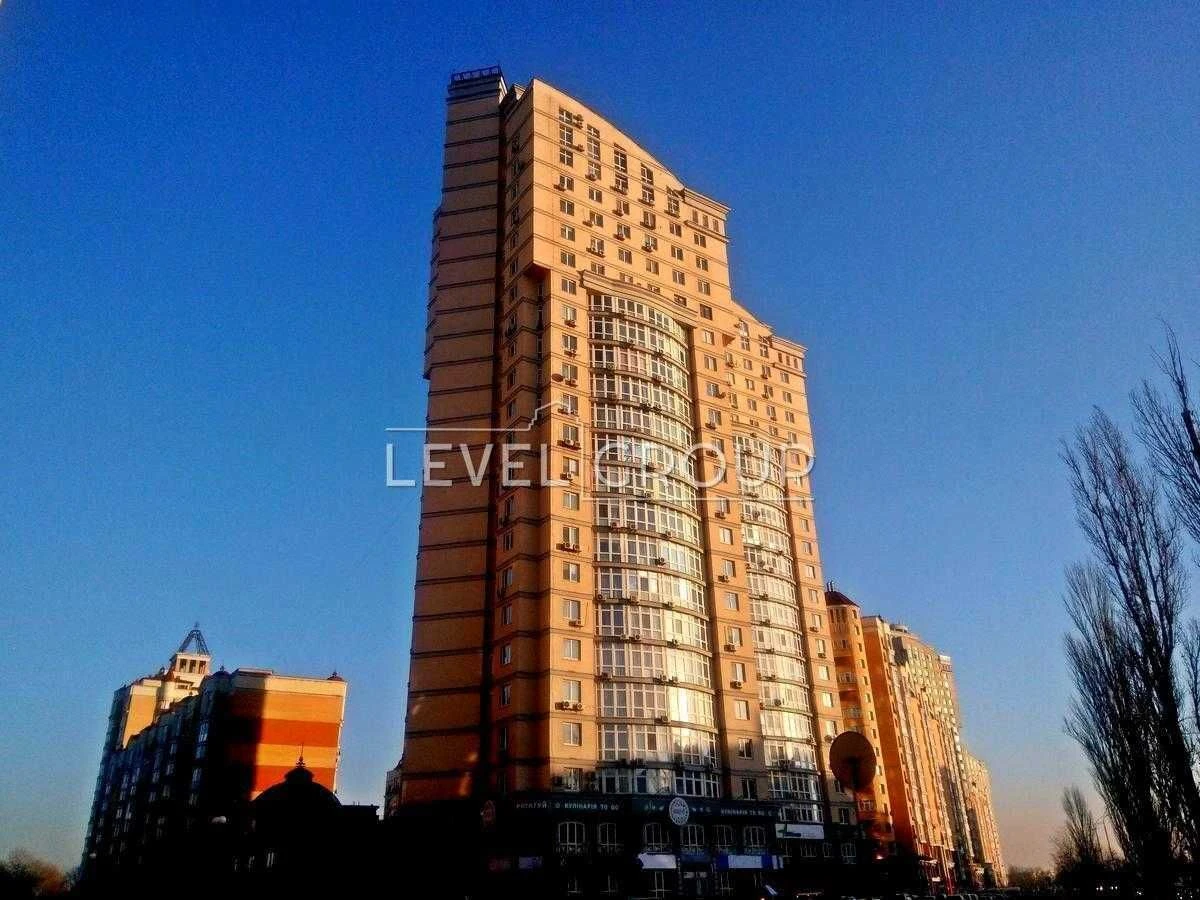 Apartment in Oasis Complex, Obolon, 3 rooms, 104 m² at V. Ivasyuk, 6a, floor 1 / Obolon