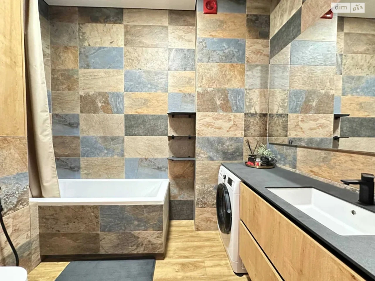 Apartment for Sale - Sapernoye Pole
