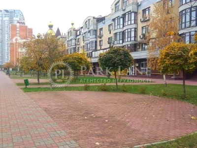 Apartment. Kyiv, Obolonska Naborozhna st.