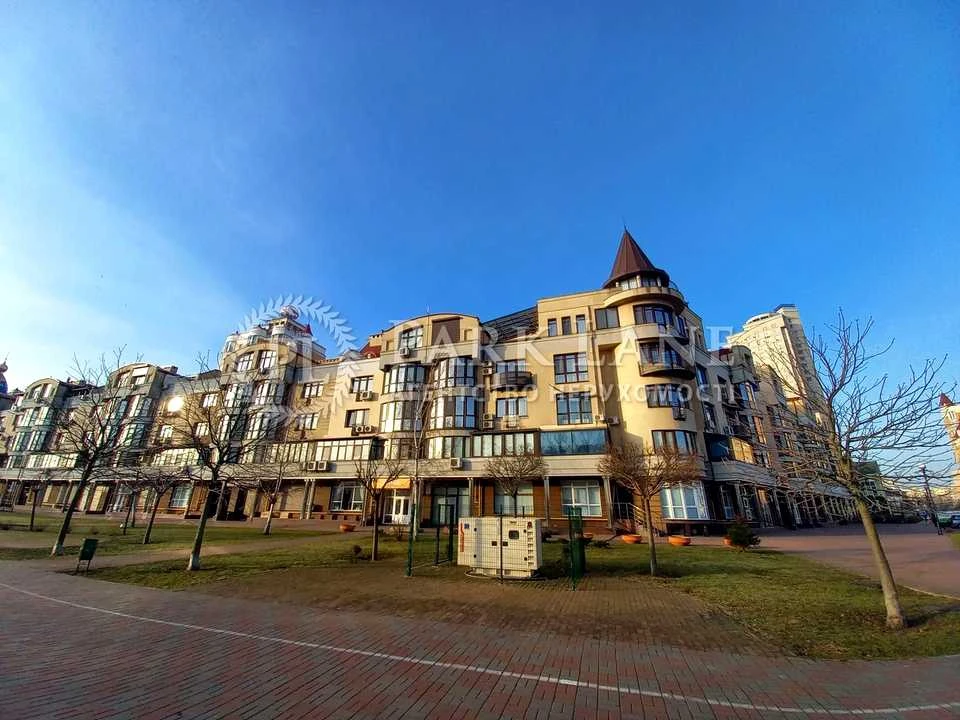 Apartment. Kyiv, Obolonska Naborozhna st.