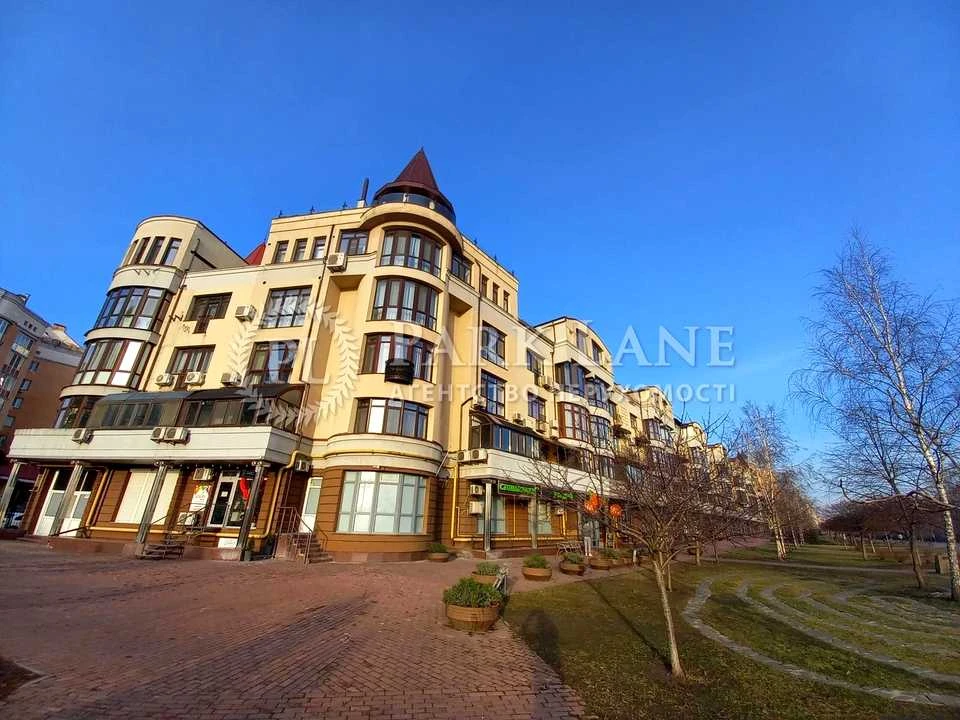 Apartment. Kyiv, Obolonska Naborozhna st.