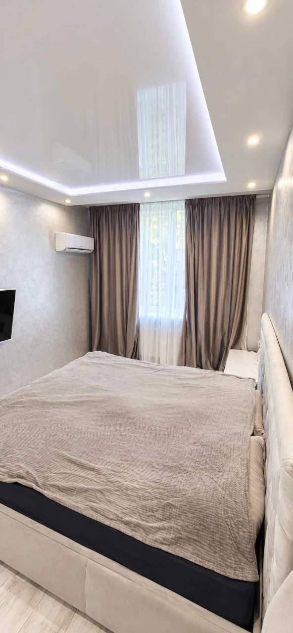 Bright 3-bedroom apartment on Regenerator Street, 4, Komfort Town residential complex