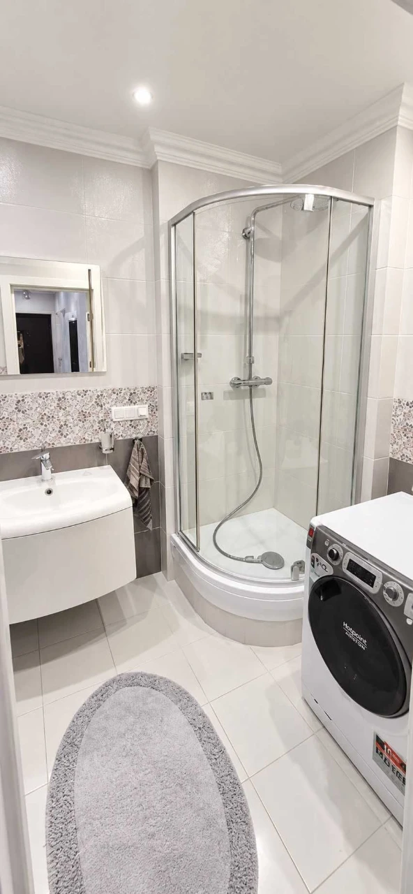 Bright 3-bedroom apartment on Regenerator Street, 4, Komfort Town residential complex