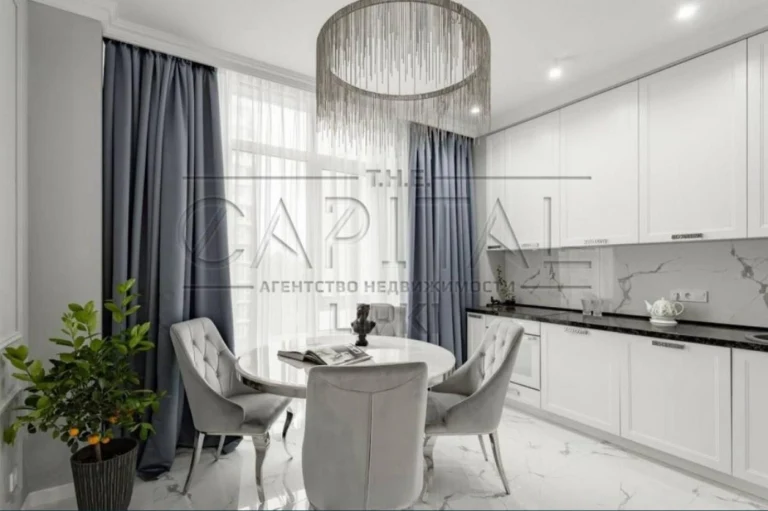 Продаж квартири з ремонтом 72 м2 , вул. Саперне поле 5, ЖК Б