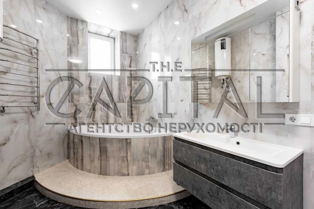 Apartment for Sale / St. Ioann Pavlo II 11 / Palace Ukraine