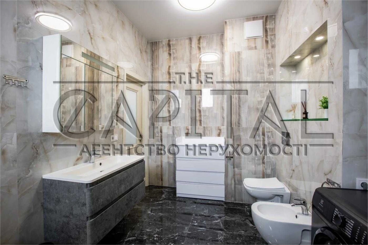 Apartment for Sale / St. Ioann Pavlo II 11 / Palace Ukraine