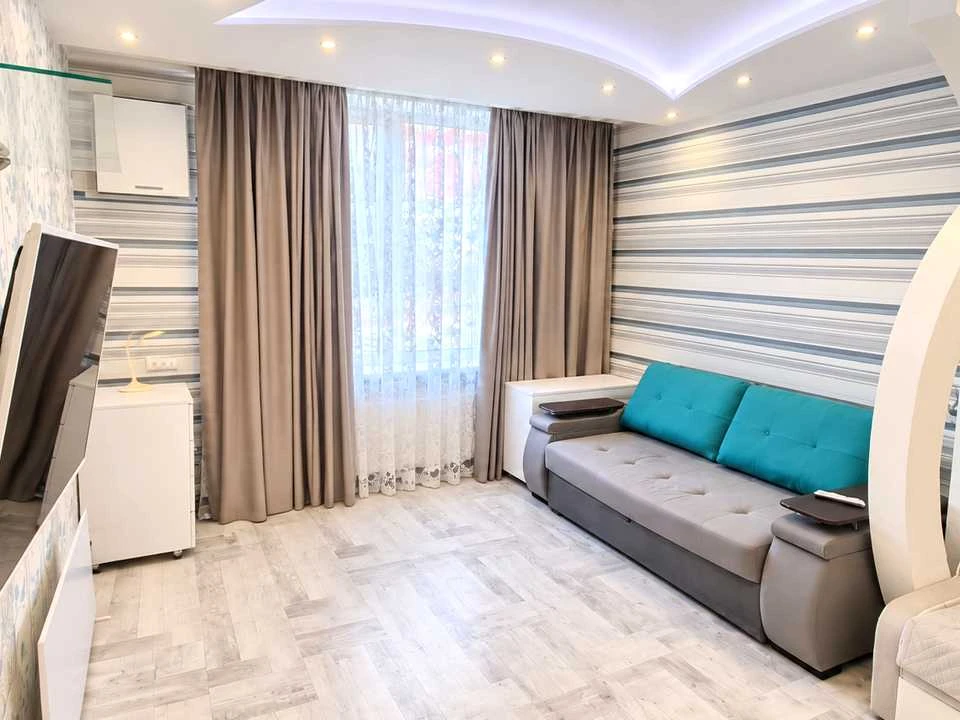 Apartment. Regenatorna st.