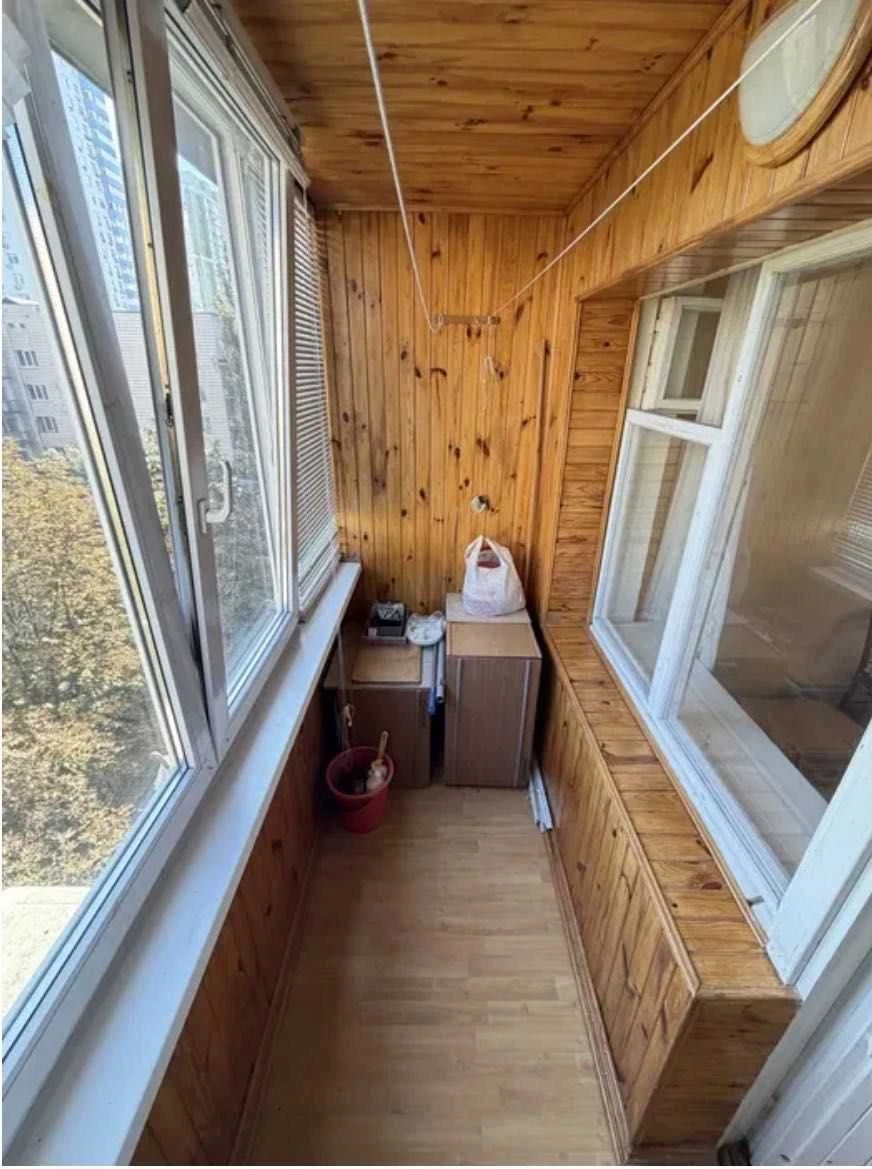 Sale of a 2-bedroom apartment on Shovkynenko Street