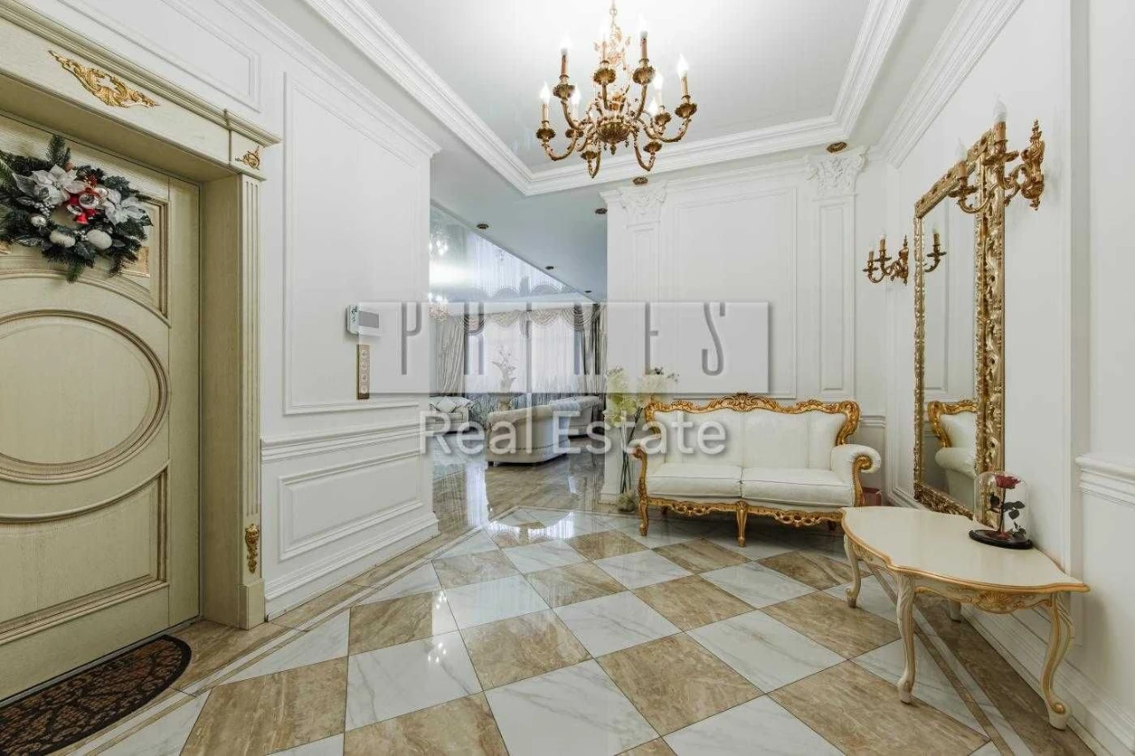 Sale of a 4-bedroom apartment, Lesya Ukrainky 23A, Pecerск