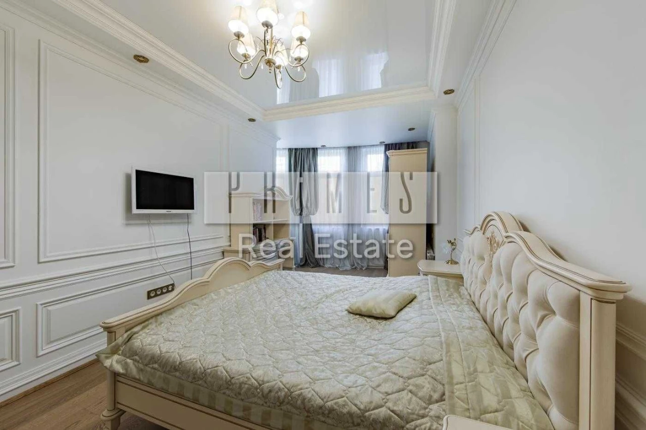 Sale of a 4-bedroom apartment, Lesya Ukrainky 23A, Pecerск