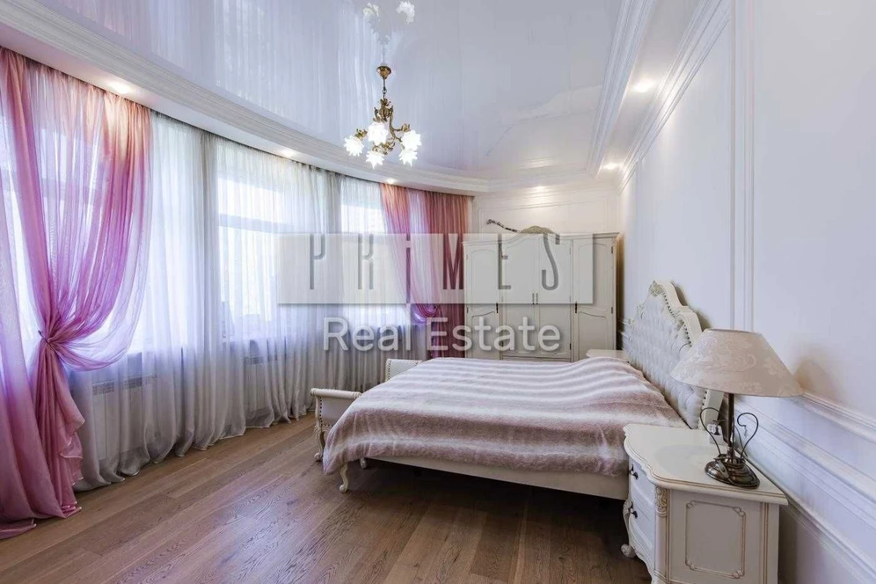 Sale of a 4-bedroom apartment, Lesya Ukrainky 23A, Pecerск