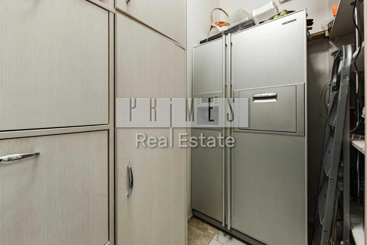 Sale of a 4-bedroom apartment, Lesya Ukrainky 23A, Pecerск