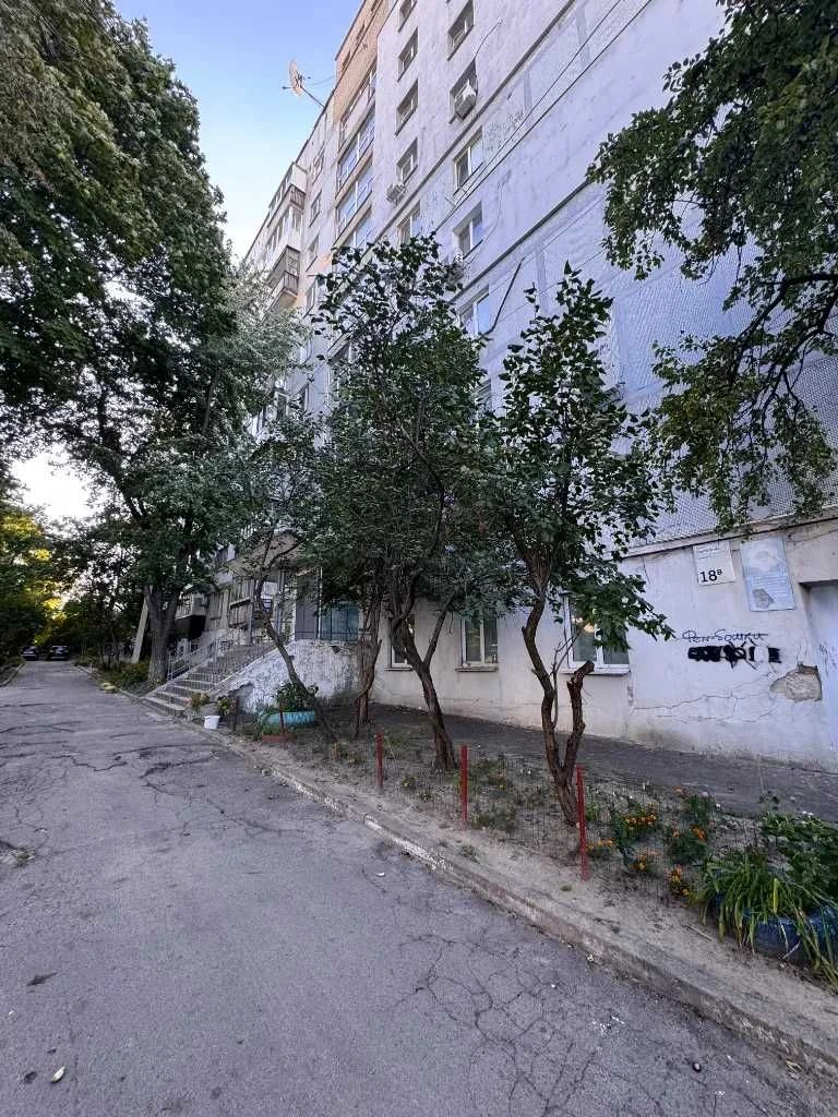 For sale: 1-bedroom apartment in Nagornoye district, Poligony Street 18