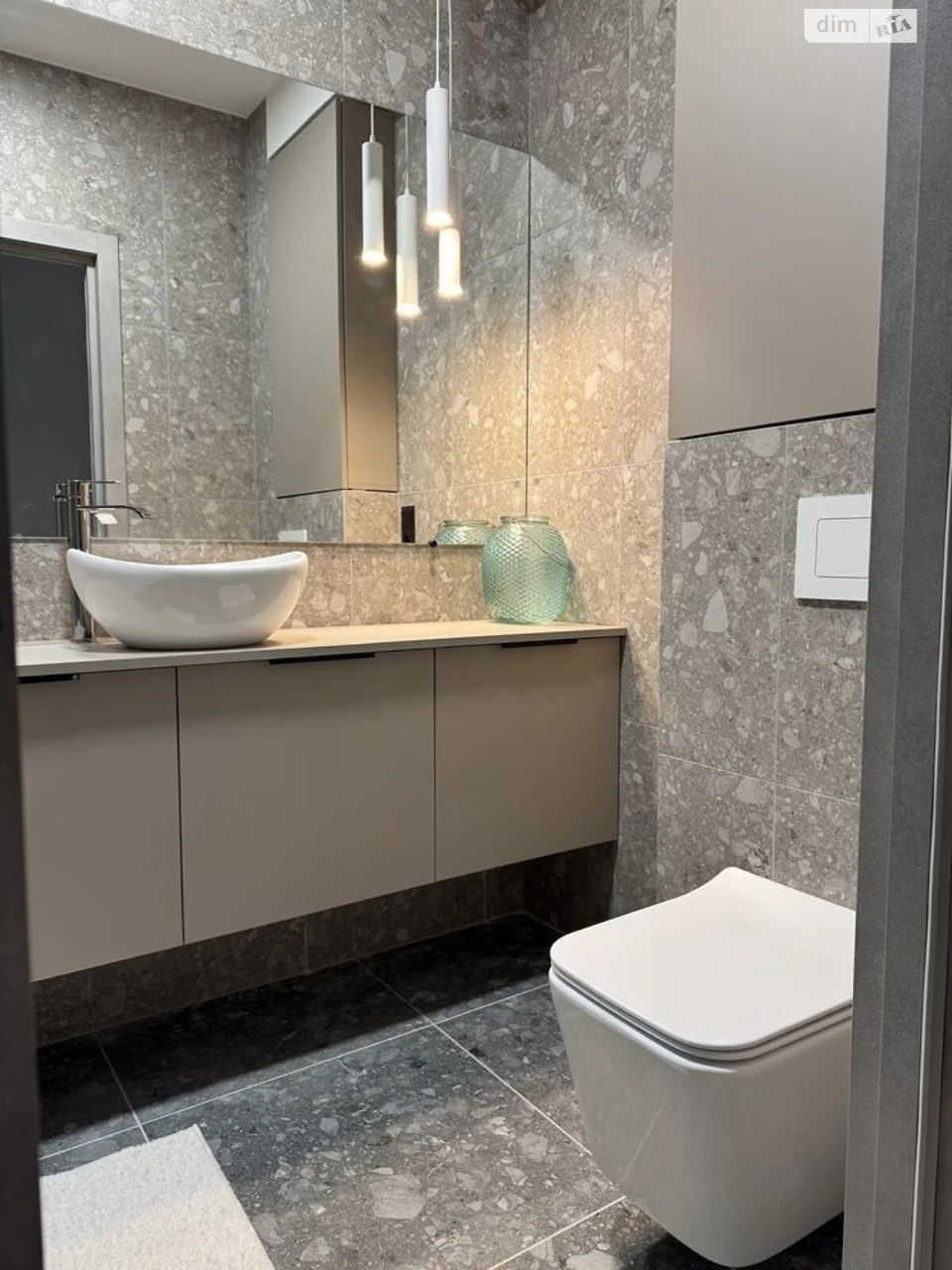 One-Bedroom Apartment for Sale in "Barvy" Residence