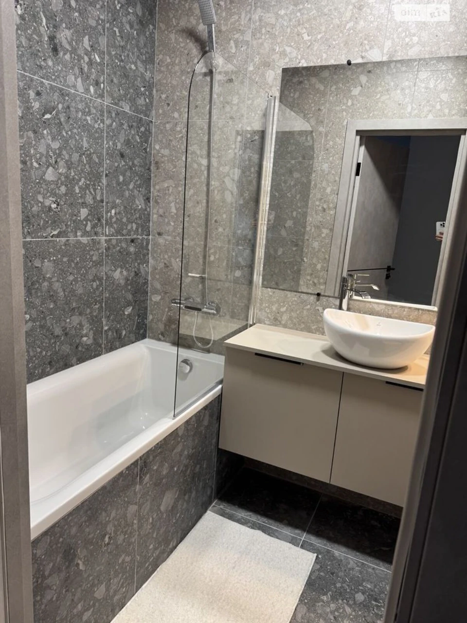 One-Bedroom Apartment for Sale in "Barvy" Residence