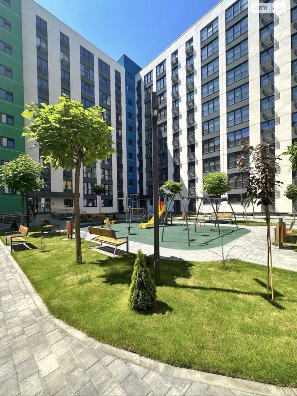 One-Bedroom Apartment for Sale in "Barvy" Residence