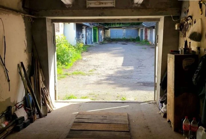 Оренда, гараж Львів Пекарська 52