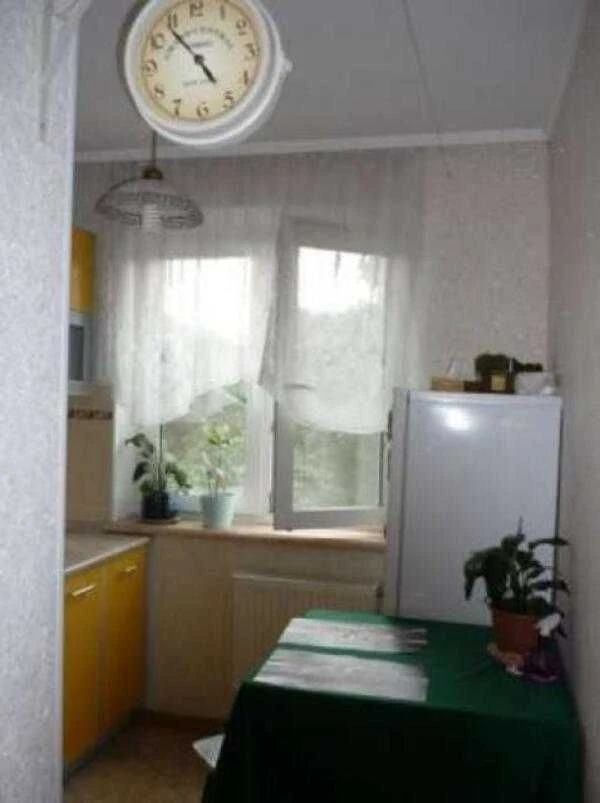 Продається 1 кімнатна квартира, вул. Гвардійців Широнівських 5/16