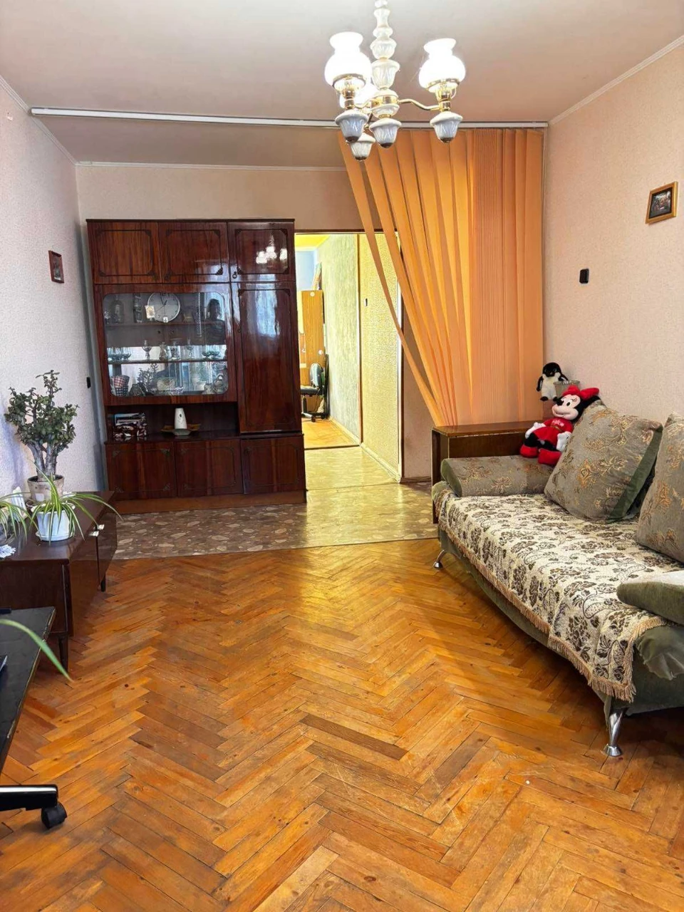 Selling 2-bedroom apartment on Street of the Unconquered, Saltivskaya metro station