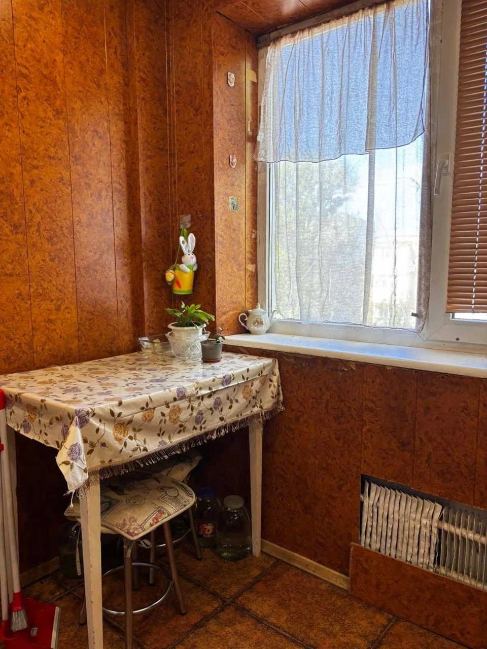 Selling 2-bedroom apartment on Street of the Unconquered, Saltivskaya metro station