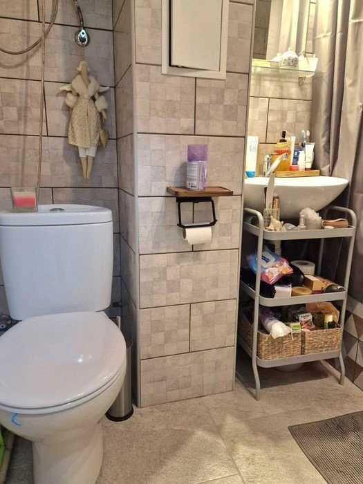2-room apartment for sale on Kubanskoi Ukrainy St., Desnya