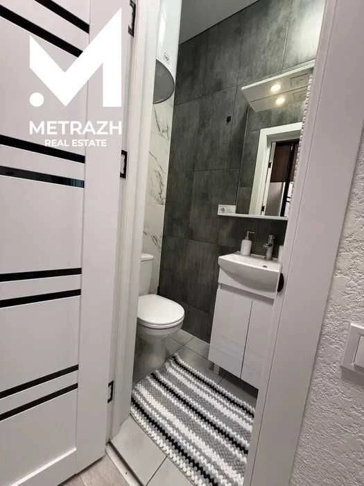 For Sale 1-room apartment in the Vorobyovy Gory residential complex, Aviary Street