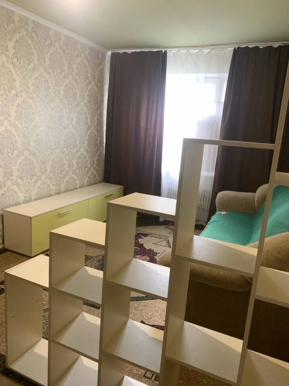 Продам реальную гостинкуна Салтовке