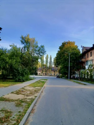 Продаж просторноі 4 х кімнатноі квартири в Придніпровське